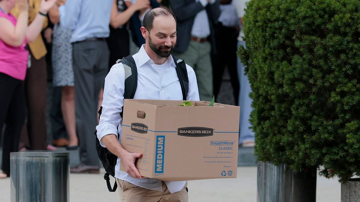 Trump's federal staff purge will result in unprecedented amount of exits by the end of the year says chief personnel officer