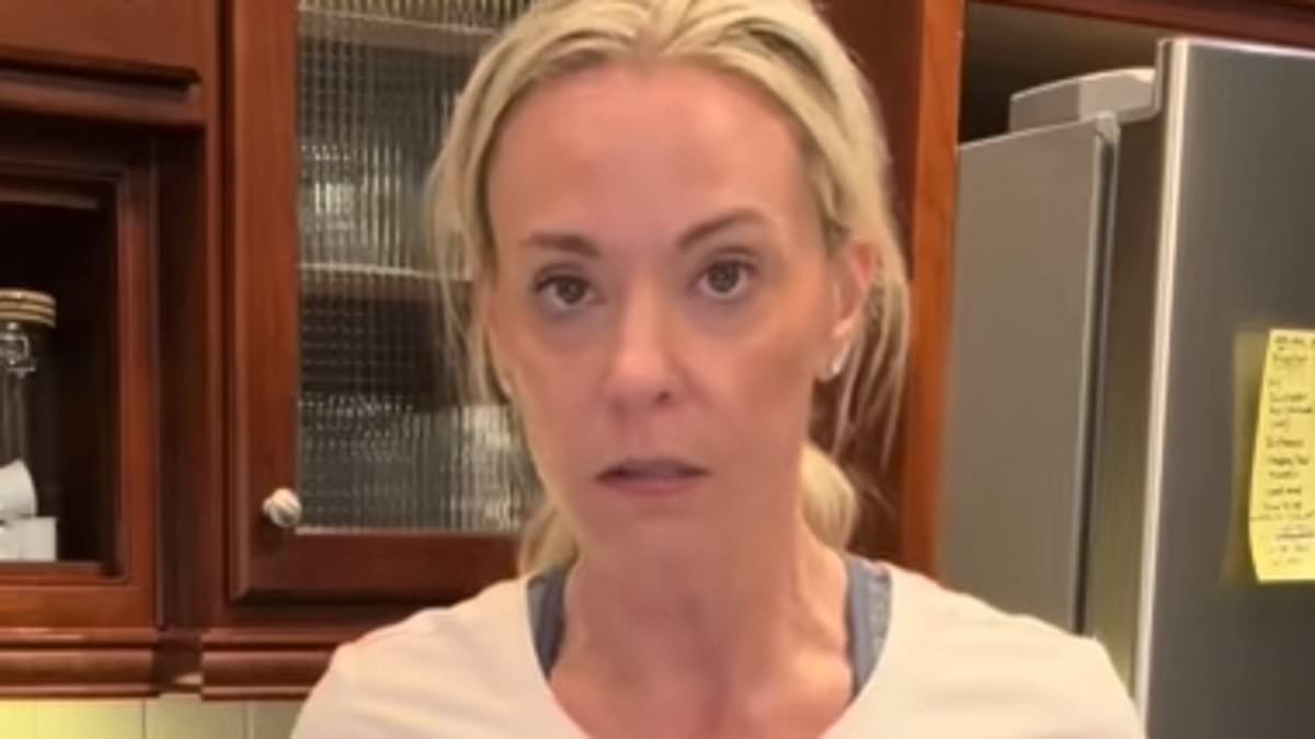 Kate Gosselin gives frosty response to son's claim that kids were 'pitted against each other' after divorce
