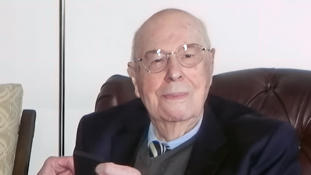 Britain's last surviving WW2 Victoria Cross recipient dies aged 105: Pilot suffered 72 injuries during brave attack on German submarine before refusing medical attention to return aircraft back to base