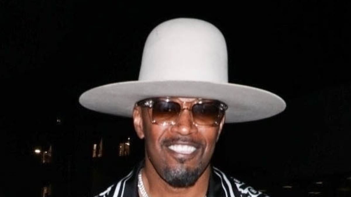 Jamie Foxx has rare night out with on–off girlfriend Alyce Huckstepp... months after they split