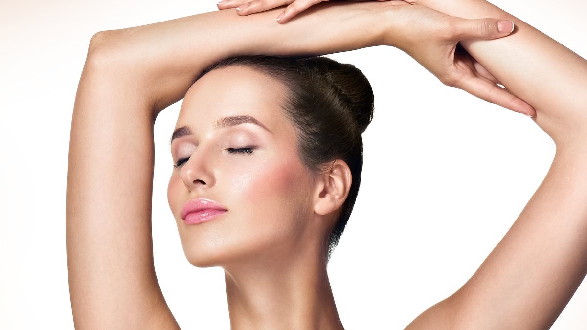 Harvard doctor reveals what happens to your FACE if you cut out sugar for just two weeks