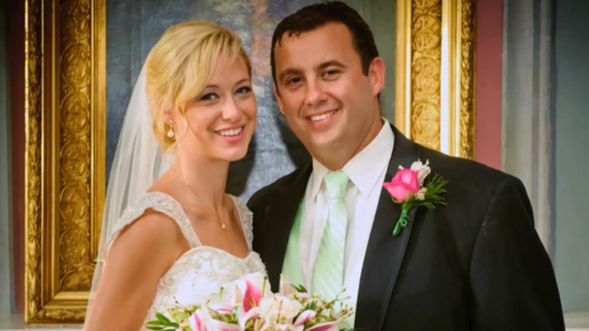 Beauty queen Molly Martens who killed her husband alongside FBI agent father planned to buy 'black market sperm' and get pregnant without him knowing a year before bludgeoning him