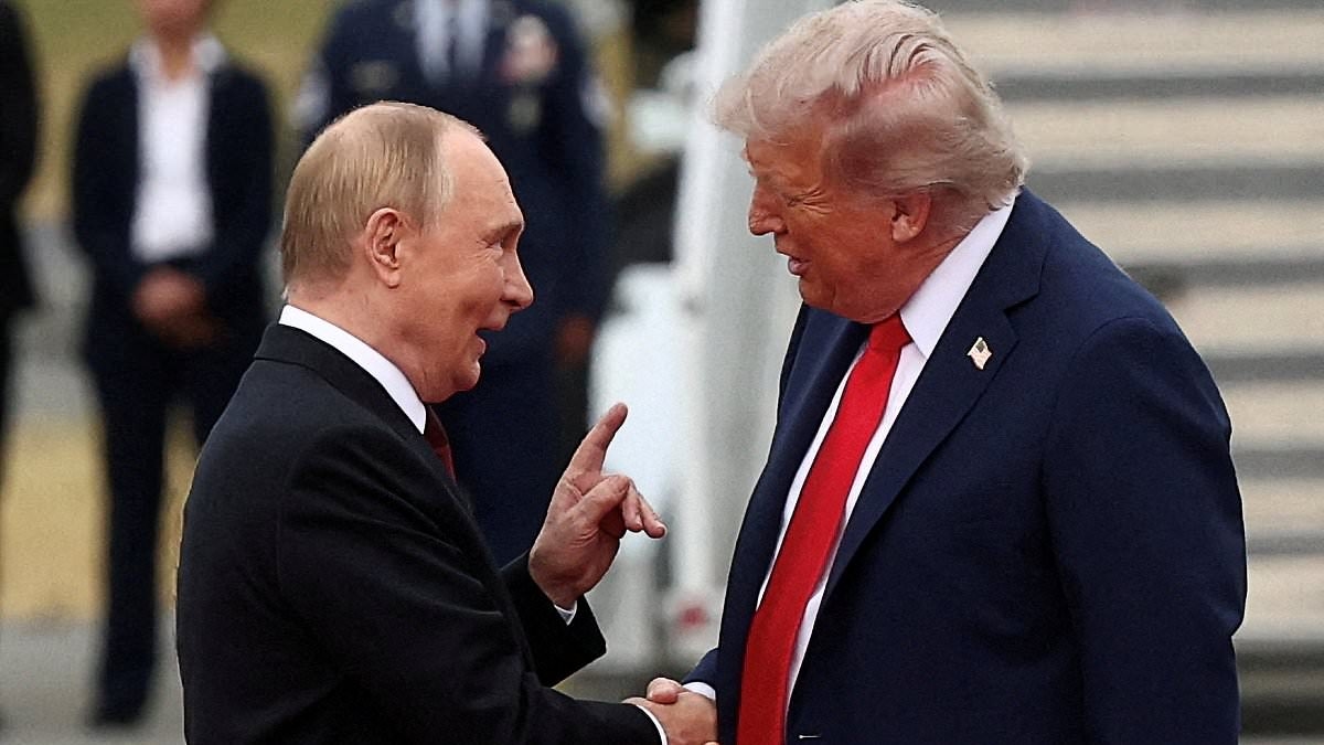 What the new Ukraine could look like: How war-torn country could be carved up with Russia demanding the entire Donbas, US offering NATO-style security and front lines 'frozen'