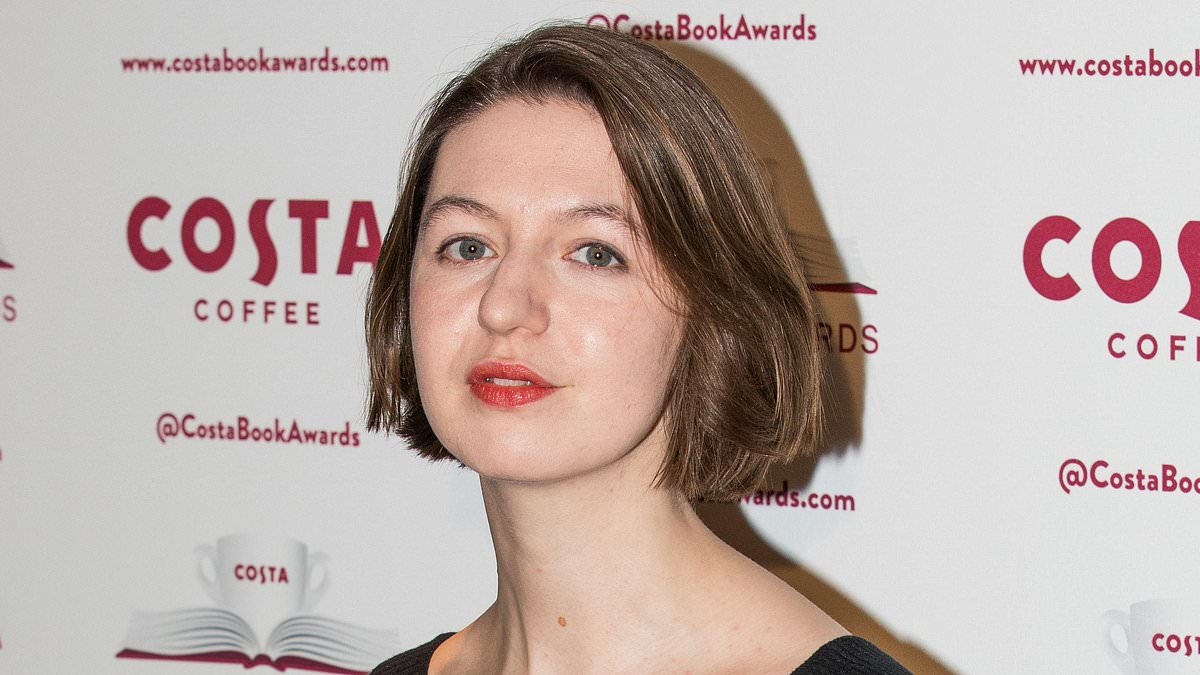 No 10 issues warning to Sally Rooney after author pledged to fund proscribed terror group with her BBC royalties - but move is backed by Palestinian ambassador