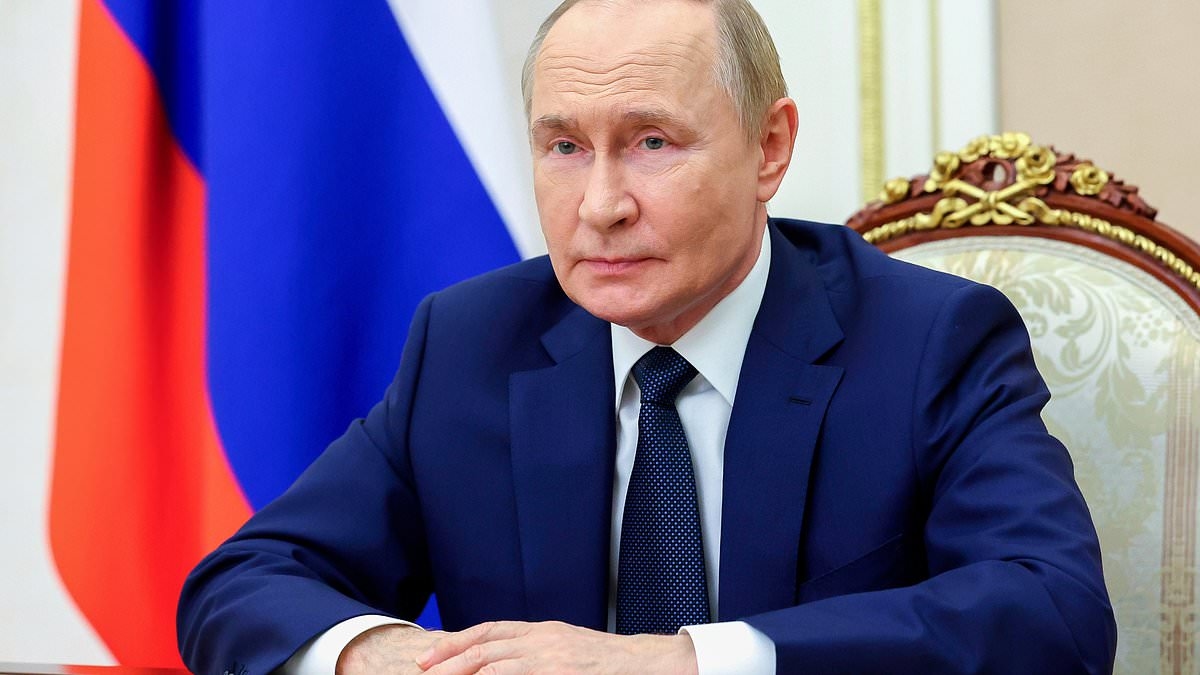 Is this the hot mic moment that gives away what REALLY happened at White House summit? Fears Putin will pull out of Ukraine talks as Trump commits to US security guarantees