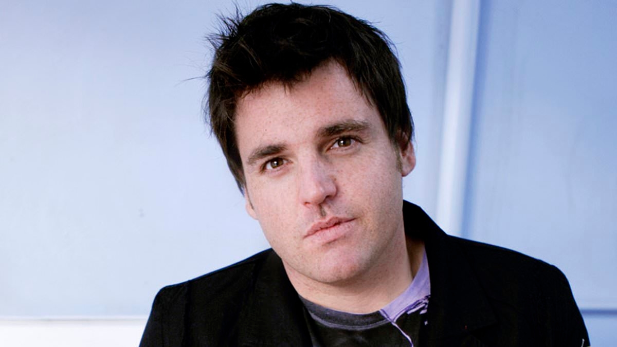 Alex Lloyd doesn't look like this anymore! Amazing singer resurfaces and reveals harrowing reason behind shock disappearance