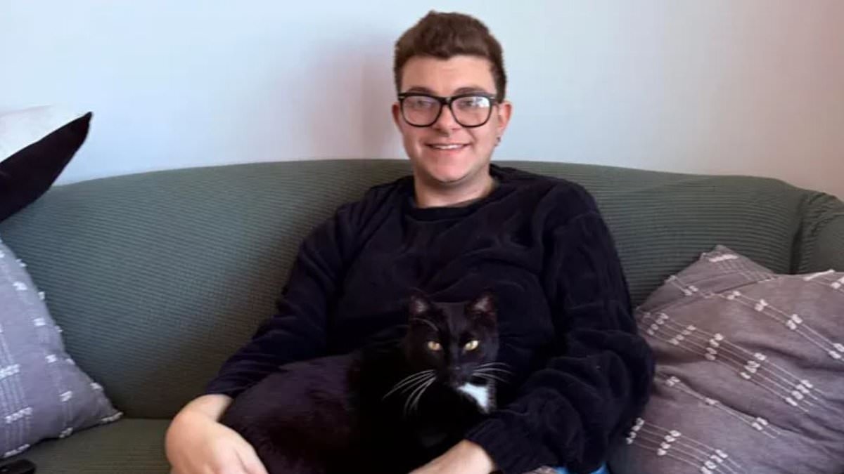 Transgender teacher buys Scottish souvenir plot in bid to be called Lord instead of Miss