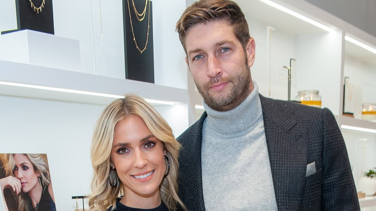 Jay Cutler BLASTS Kristin Cavallari over finance claims following bitter divorce