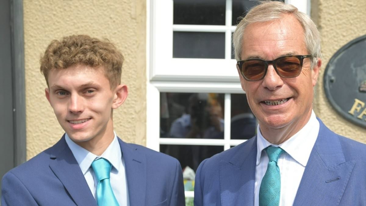 Reform serving voters a 'plate of chaos' as 22-year-old council leader is sacked three months into the job