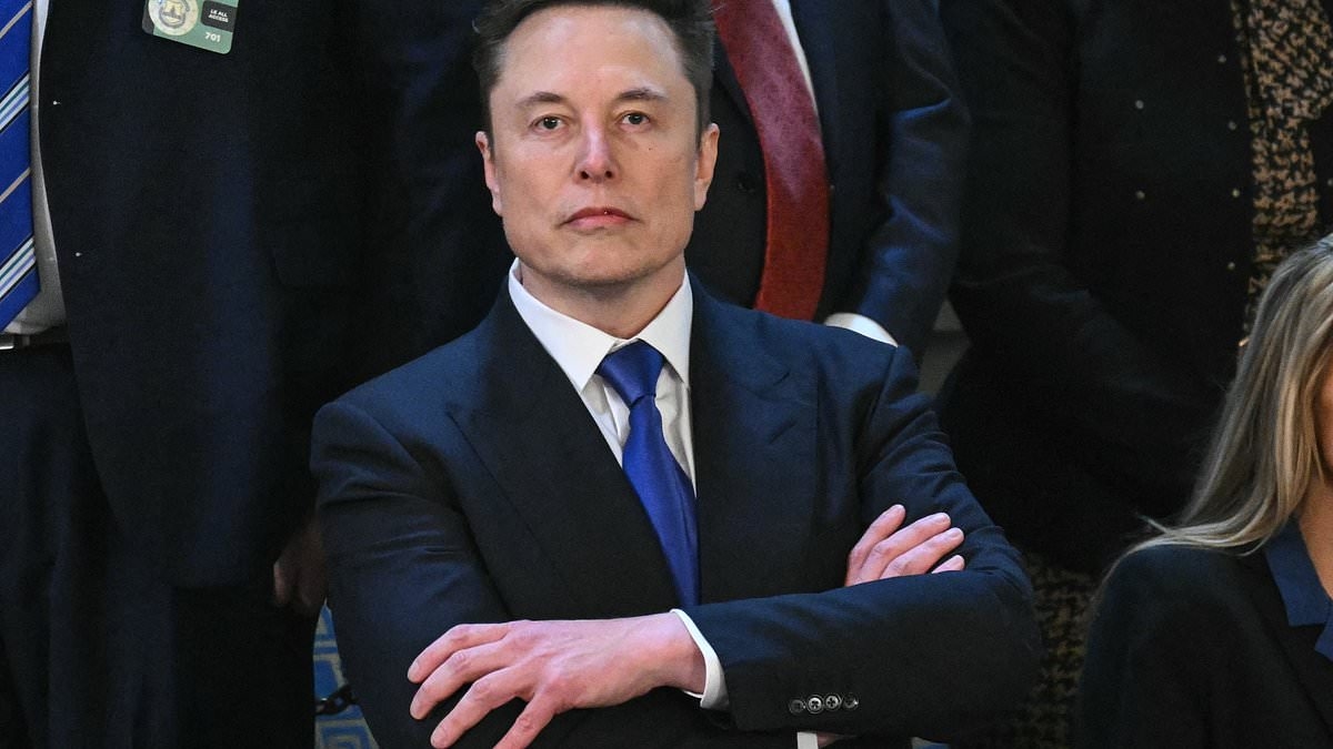 Elon Musk makes major U-Turn after promising to upend US politics with third party… and goes all in on Trump's successor