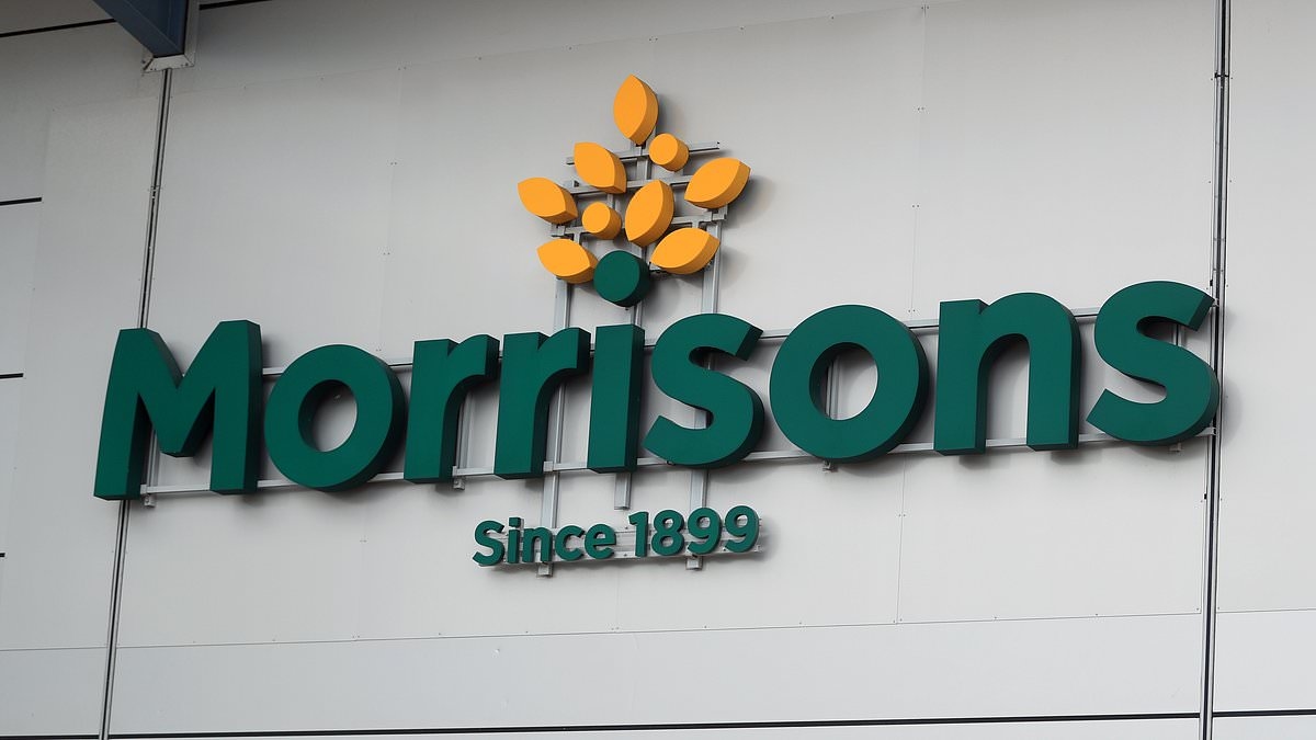 Morrisons is now taking in just £4million a week more than Lidl