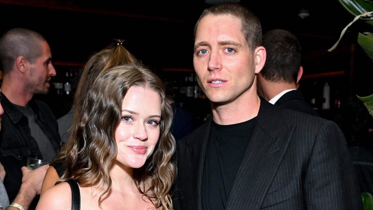 Reese Witherspoon's daughter Ava Phillippe and her boyfriend look totally loved-up as Dakota Johnson and O-T Fagbenle lark around at the afterparty of her new film Splitsville