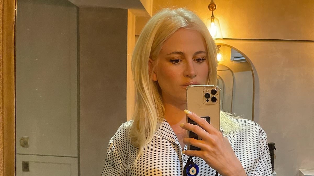 Pregnant Pixie Lott displays her growing baby bump as she prepares to throw a concert for Labubus to promote her latest single