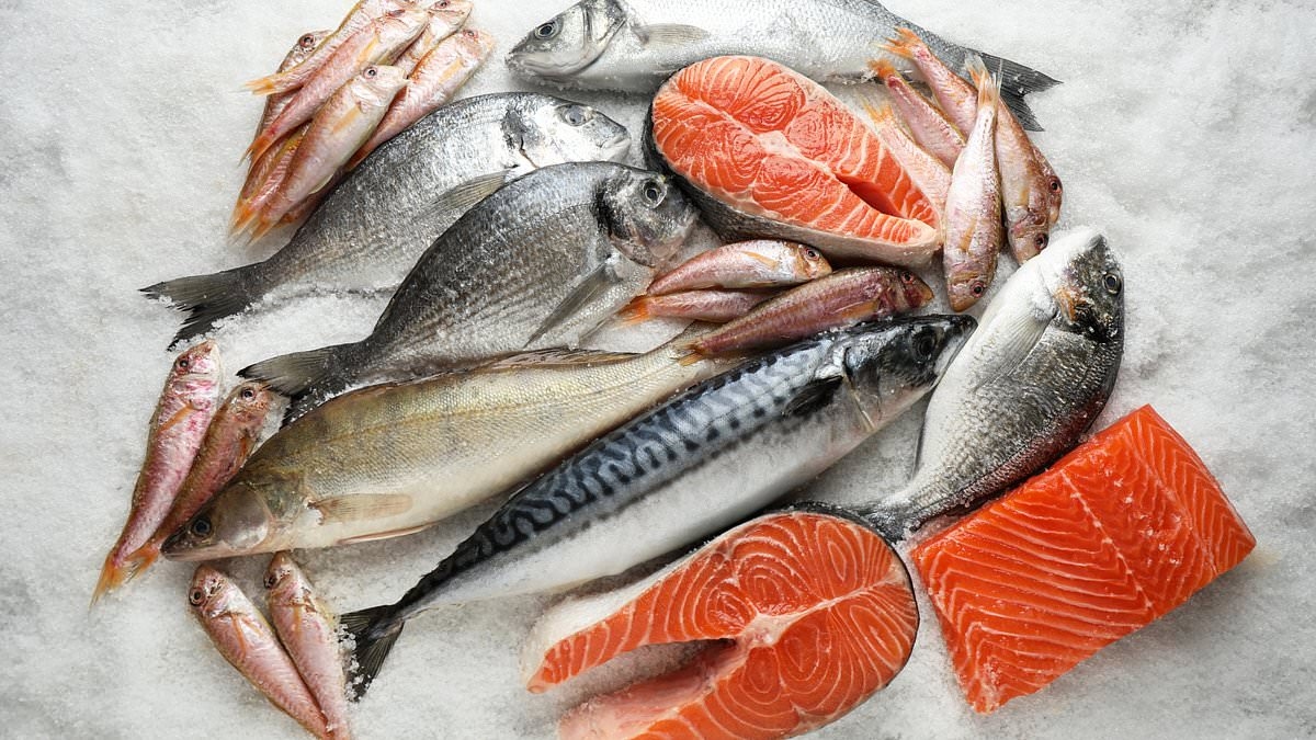 Fears as food safety chiefs reveal 1 in 10 salmon fillets sold at major supermarkets found to contain killer food poisoning bug - some resistant to antibiotics