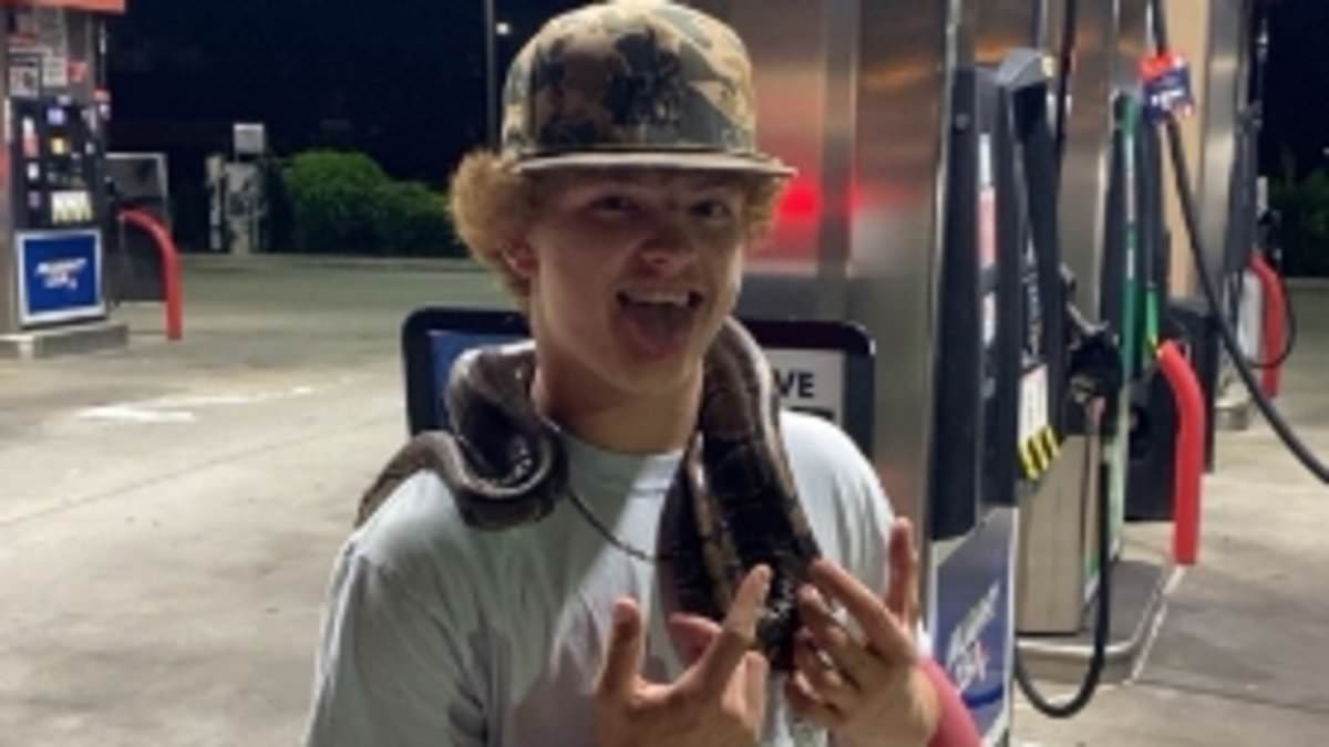 Family friend reveals Trey Wright's final words and claims girlfriend 'set him up' in love triangle shooting