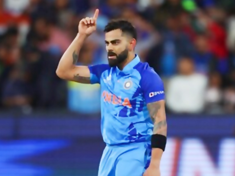 Pak greats hail 'great superstar' Kohli