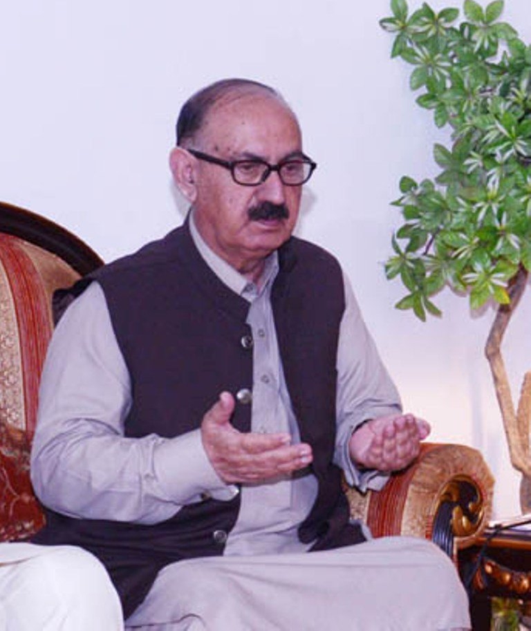 Senators fire broadside at India