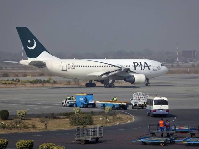 Passengers await PIA's UK flight resumption