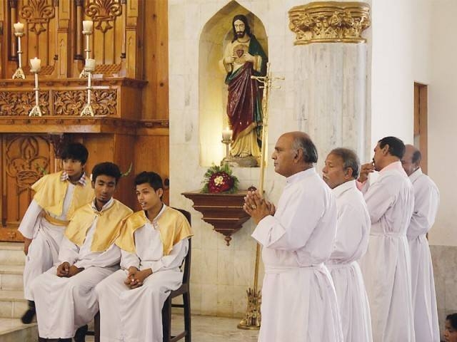 Easter joy lights up twin cities