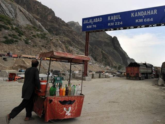 Torkham border remains shut despite agreement