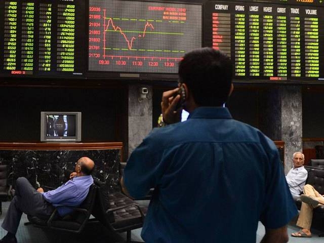 PSX closes above 120,000 points for first time
