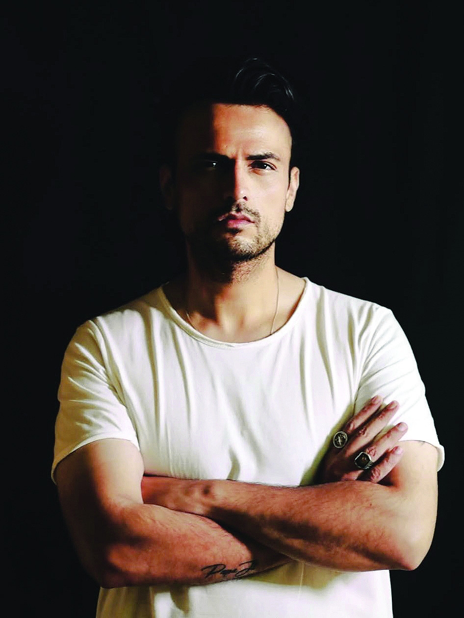 If you're single and ready to mingle, tell Usman Mukhtar