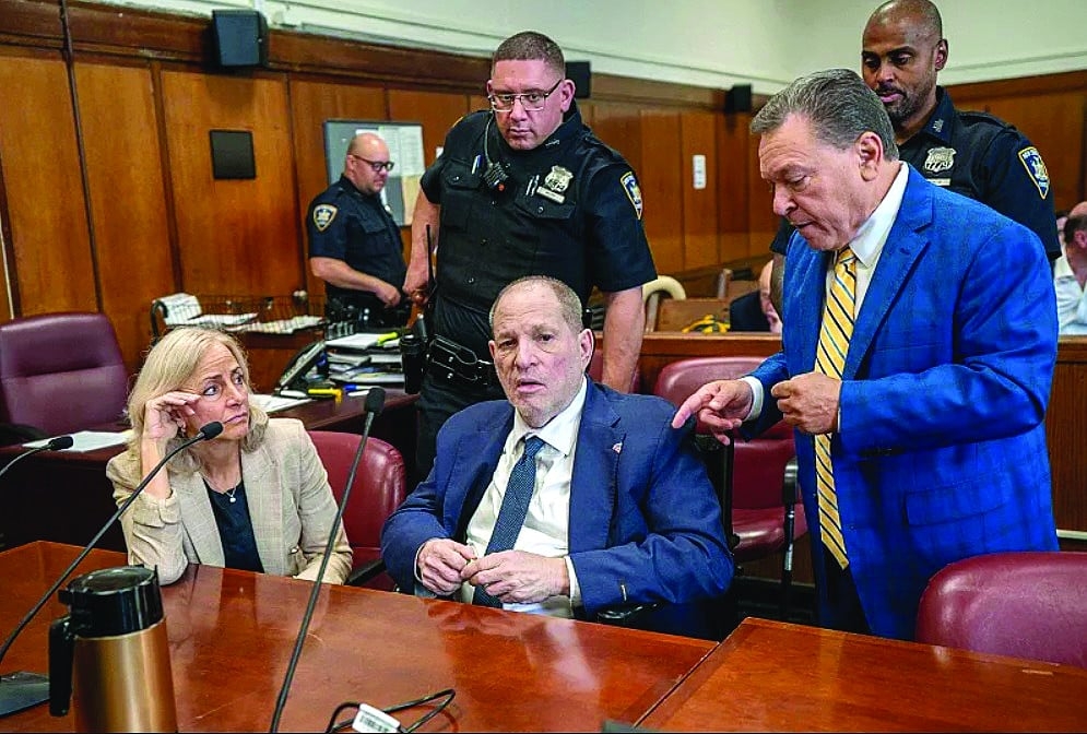 Judge declares mistrial on Weinstein rape charge
