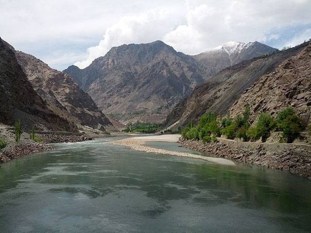 India can neither 'stop water, nor quit IWT'