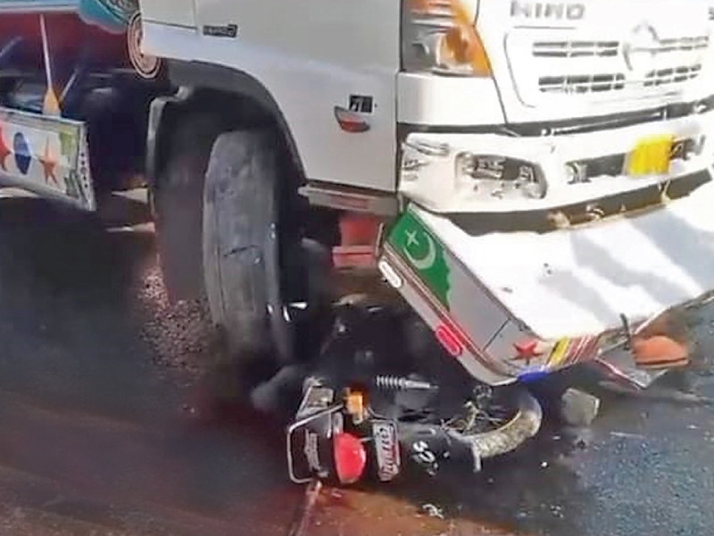 WATCH: CCTV shows fatal water tanker crash in Malir Halt