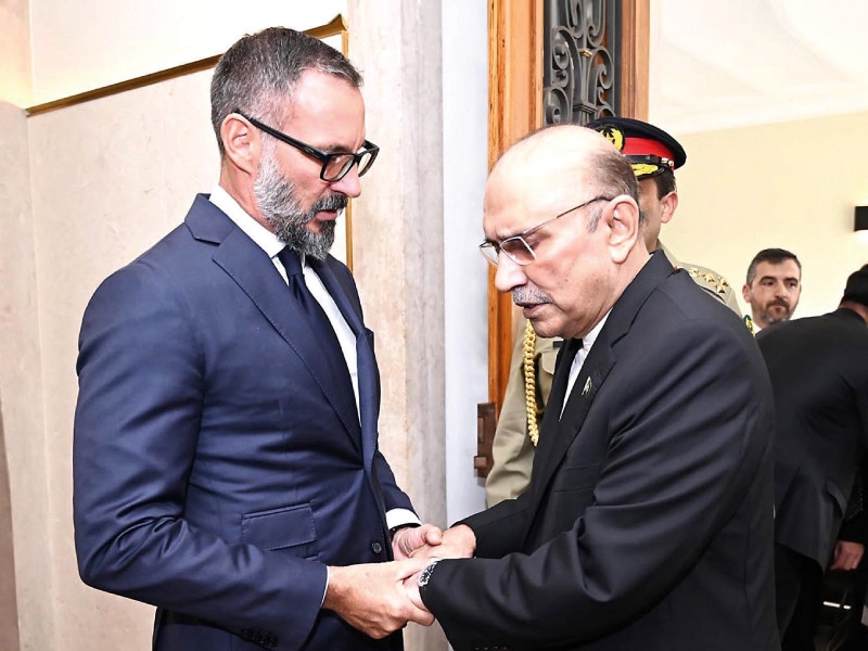 President eulogises 'visionary' Aga Khan IV