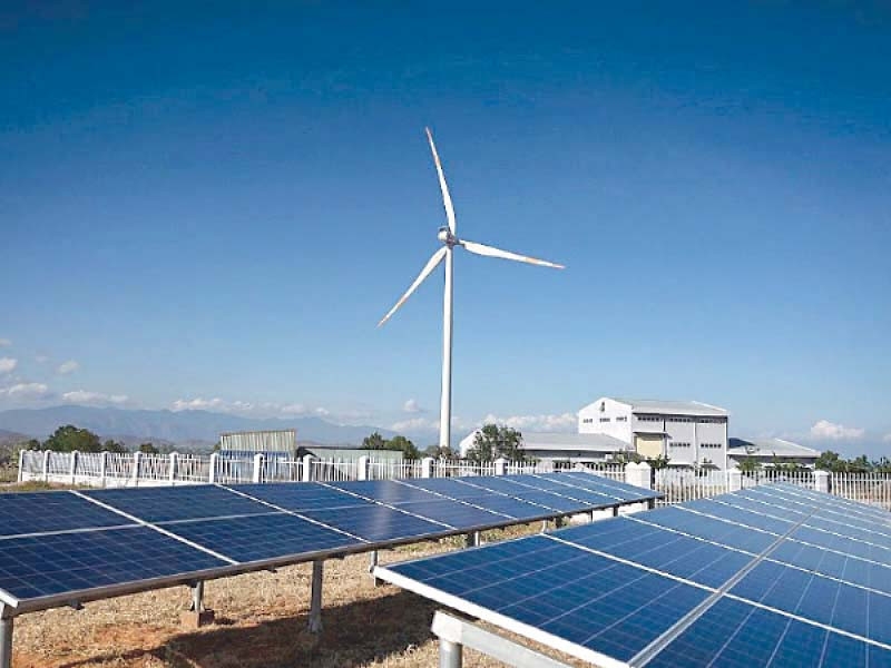 Experts urge renewable energy scale-up