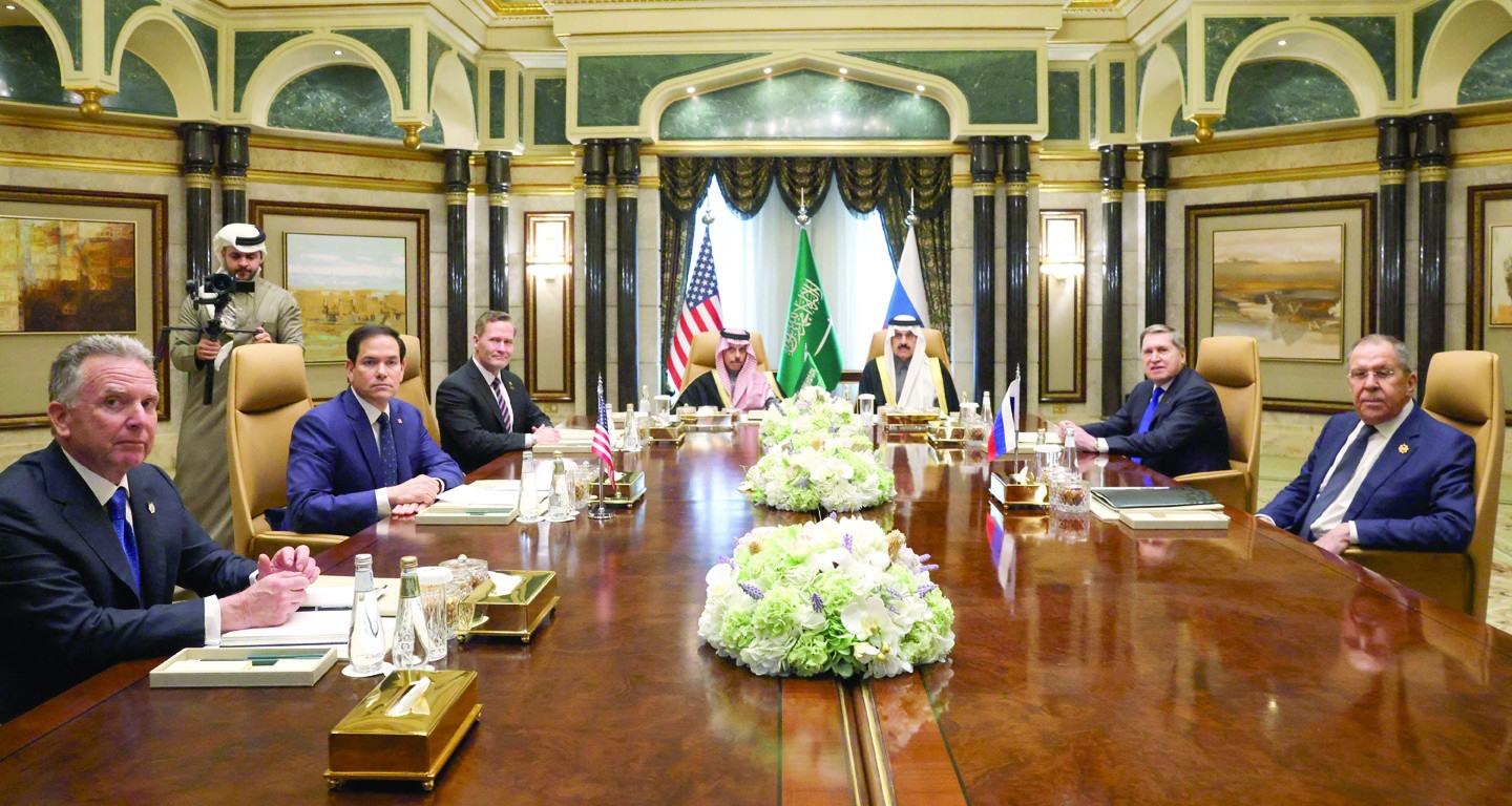 Russia, US discuss peace sans Ukraine