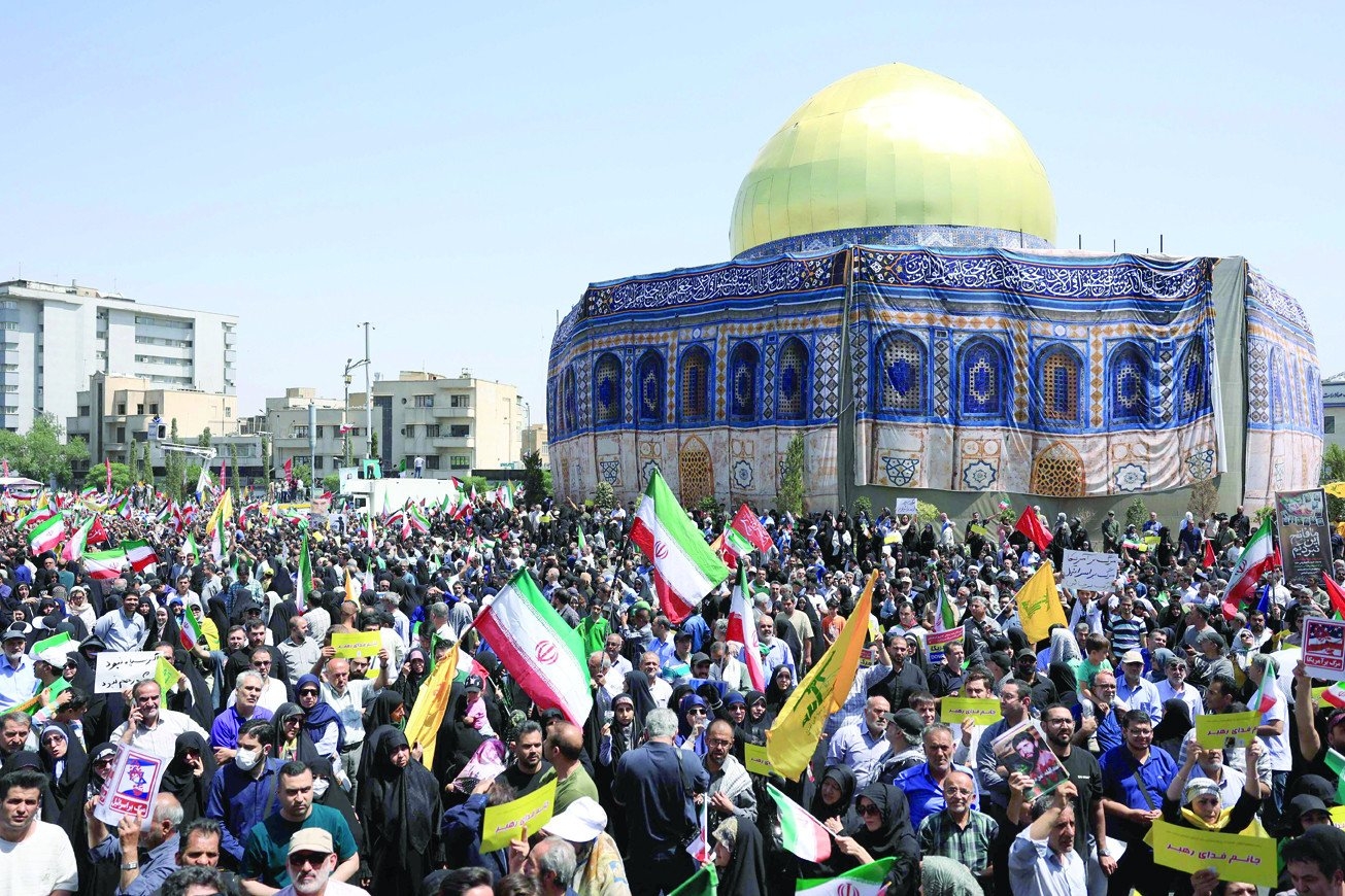 Thousands protest against Israel