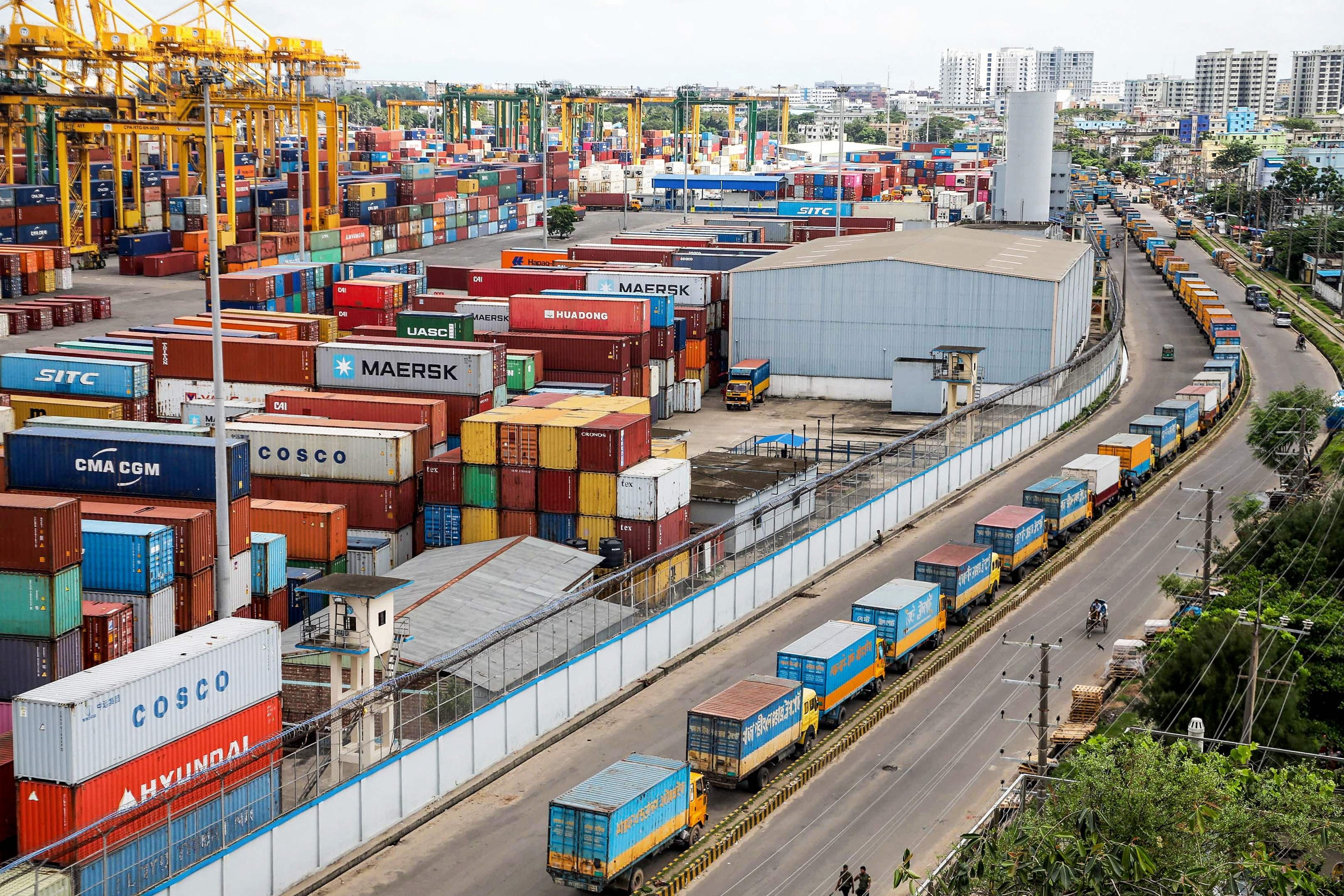 Strike shuts down Bangladesh's biggest port