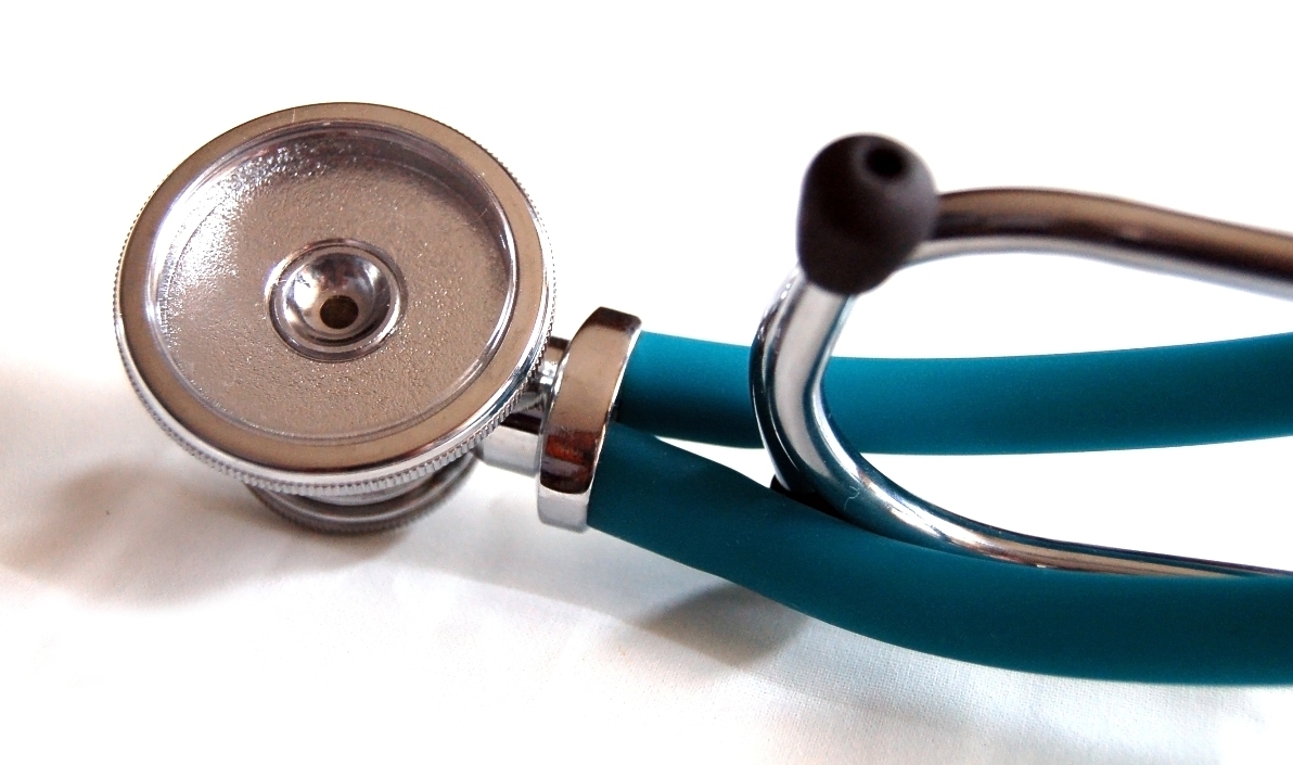 Underqualified doctors head public hospitals