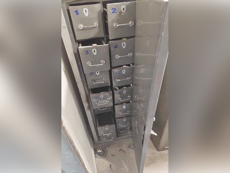 Guard abets Eid break bank heist