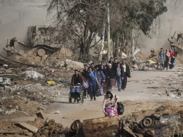 Israel mulls seizing entire Gaza