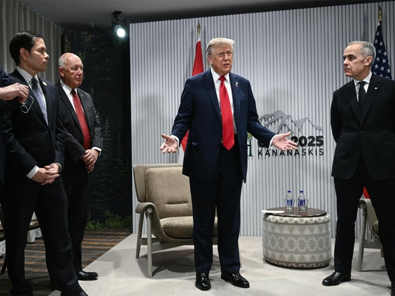 Trump urges Iranto talk