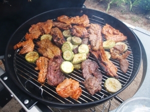 Experts urge cautious meat consumption