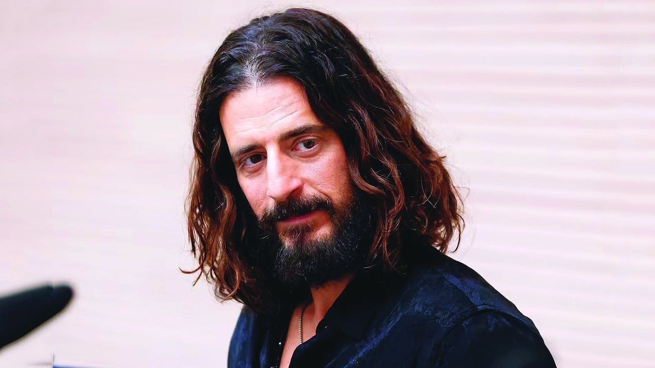 Jesus actor visits Vatican