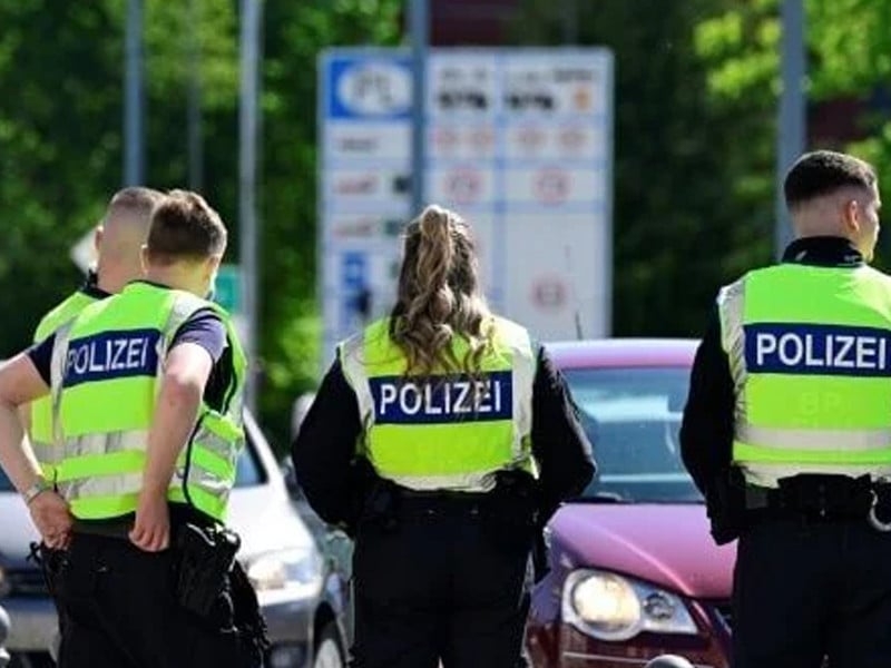 German court rules against migration crackdown