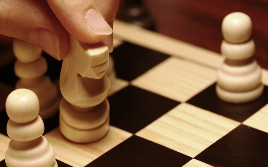 Taliban suspend chess over gambling