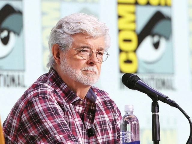 Lucas wows at Comic-Con