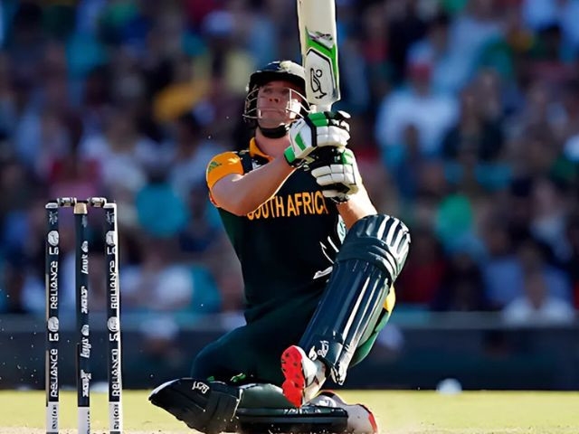 AB de Villiers returns to cricket
