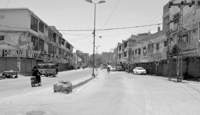 Non-payment of wages: Agri dept employees block flow of traffic