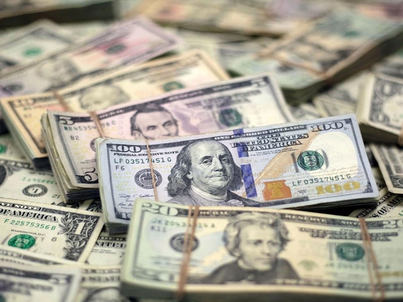 FX dips by $7m as SBP plans Rs4.35tr auction