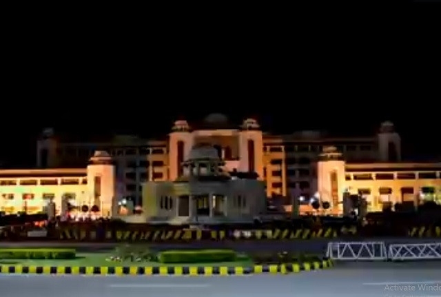 Capital switches off lights for Earth Hour