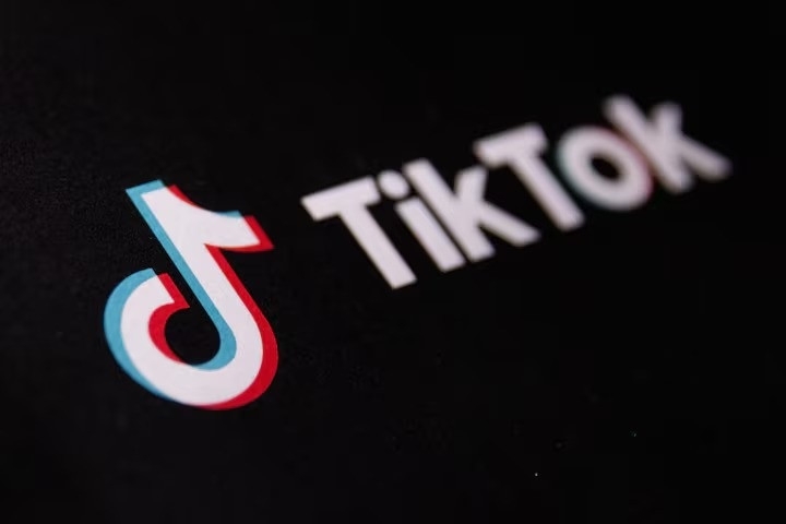 Viral ‘chubby filter' pulled from TikTok amid fears of eating disorder risks
