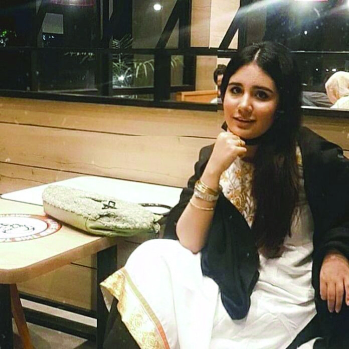 Alishba Khan Barech named for Global Award