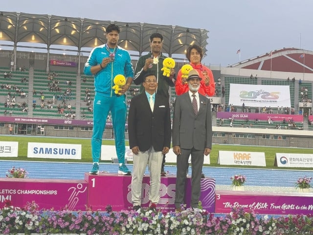 Javelin star outshines all